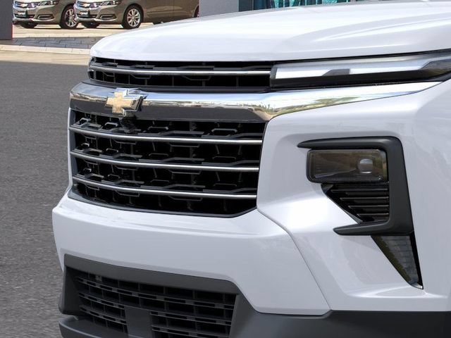 New 2026 Chevrolet Traverse LT w/ Driver Confidence Package FWD image 39
