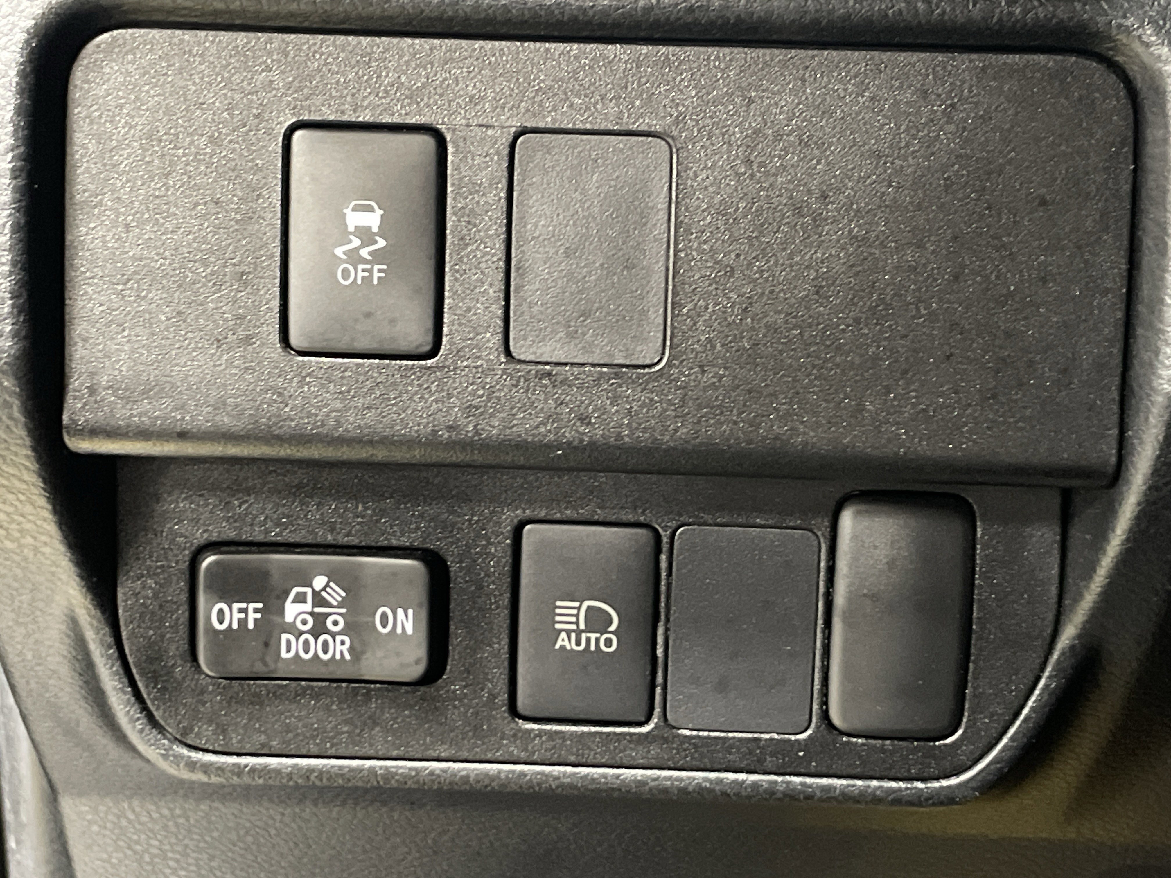 Certified 2022 Toyota Tacoma SR5 w/ Technology Package RWD image 28