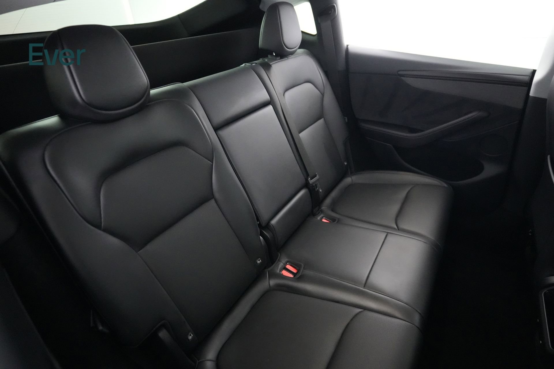 Used 2026 Tesla Model Y 2WD image 5