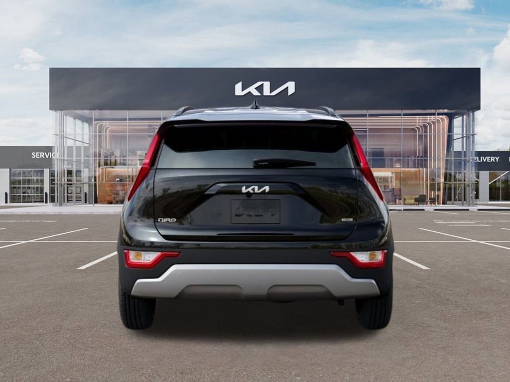 New 2024 Kia Niro LX image 5