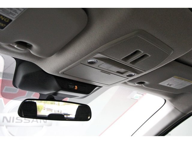 New 2027 Nissan Kicks SR w/ SR Premium Package FWD image 22