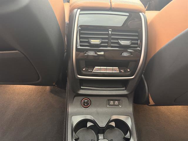 Certified 2022 BMW X7 xDrive40i w/ Executive Package image 21