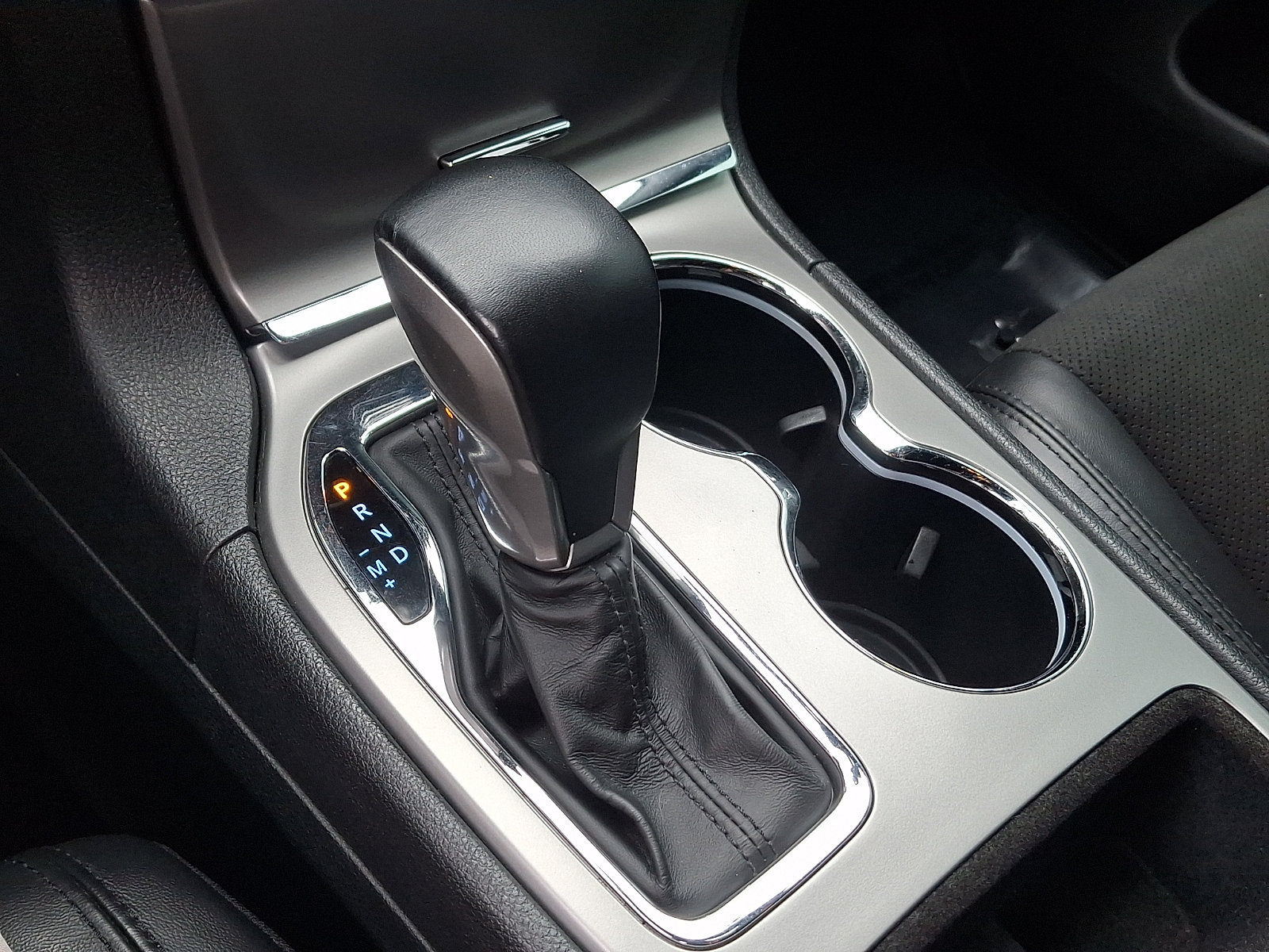 Used 2021 Jeep Grand Cherokee Laredo X AWD/4WD image 18
