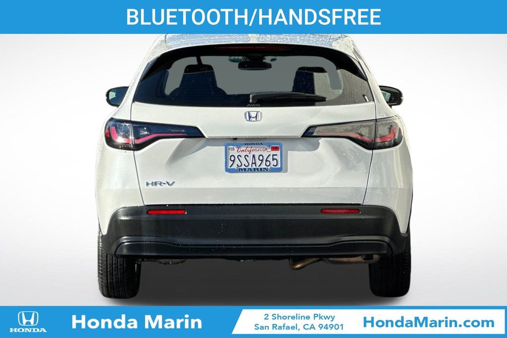 Certified 2025 Honda HR-V LX image 7