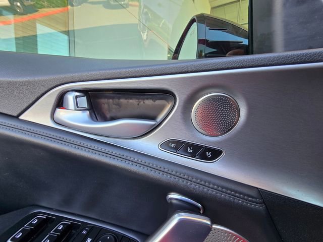 Used 2018 Kia Stinger GT1 RWD image 22