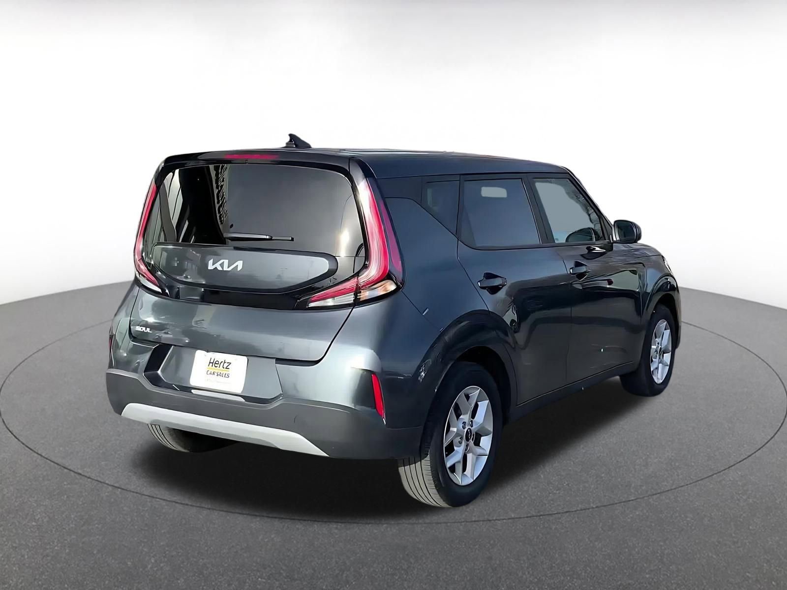 Used 2025 Kia Soul LX w/ LX Technology Package image 14