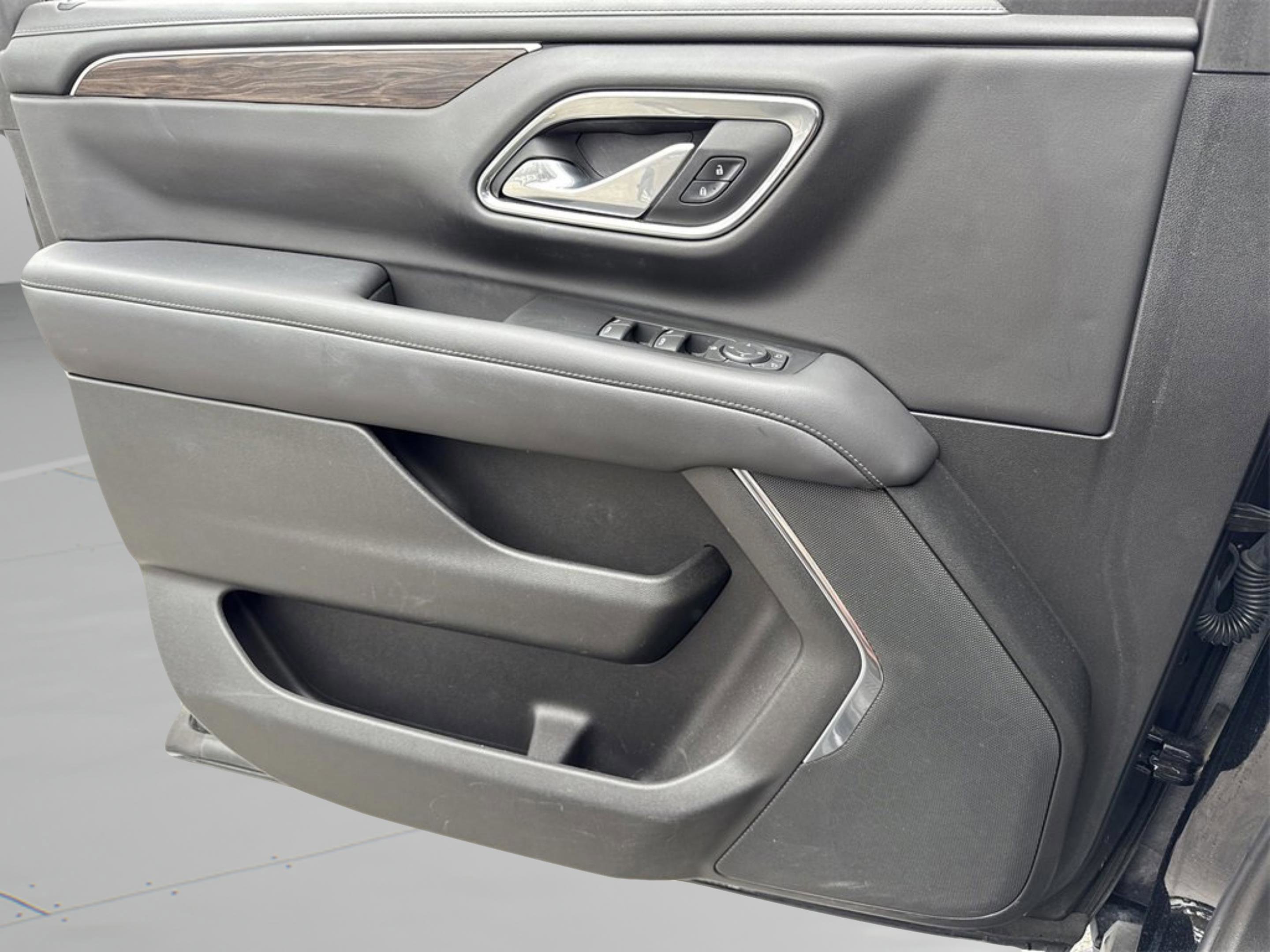 Used 2021 Chevrolet Tahoe LS image 19