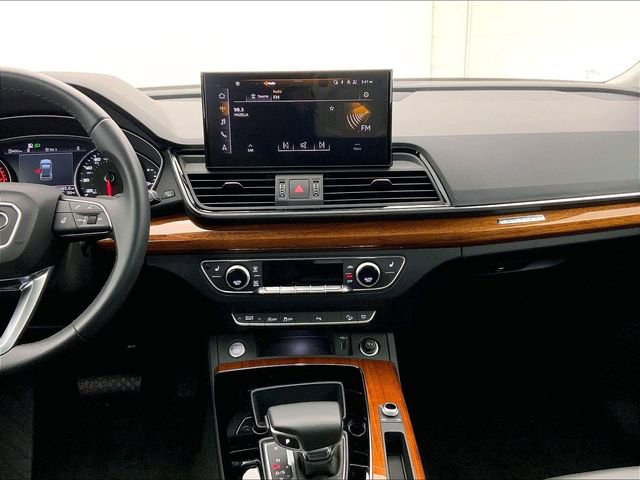 Certified 2023 Audi Q5 2.0T Premium w/ Convenience Package image 6
