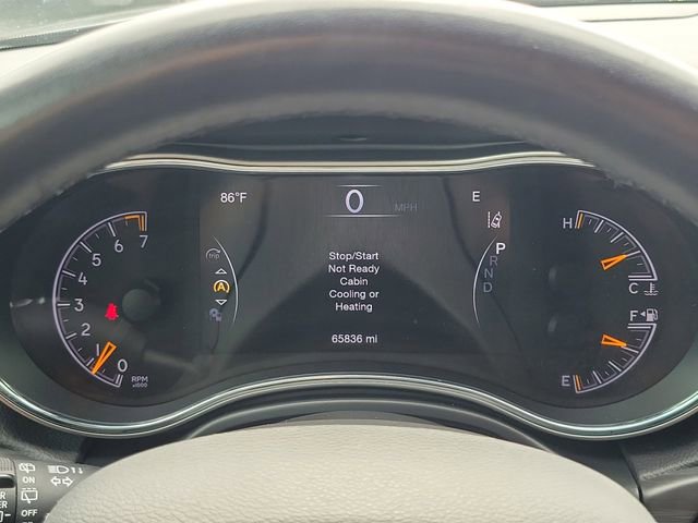 Used 2021 Jeep Grand Cherokee Laredo w/ Security & Convenience Group AWD/4WD image 24
