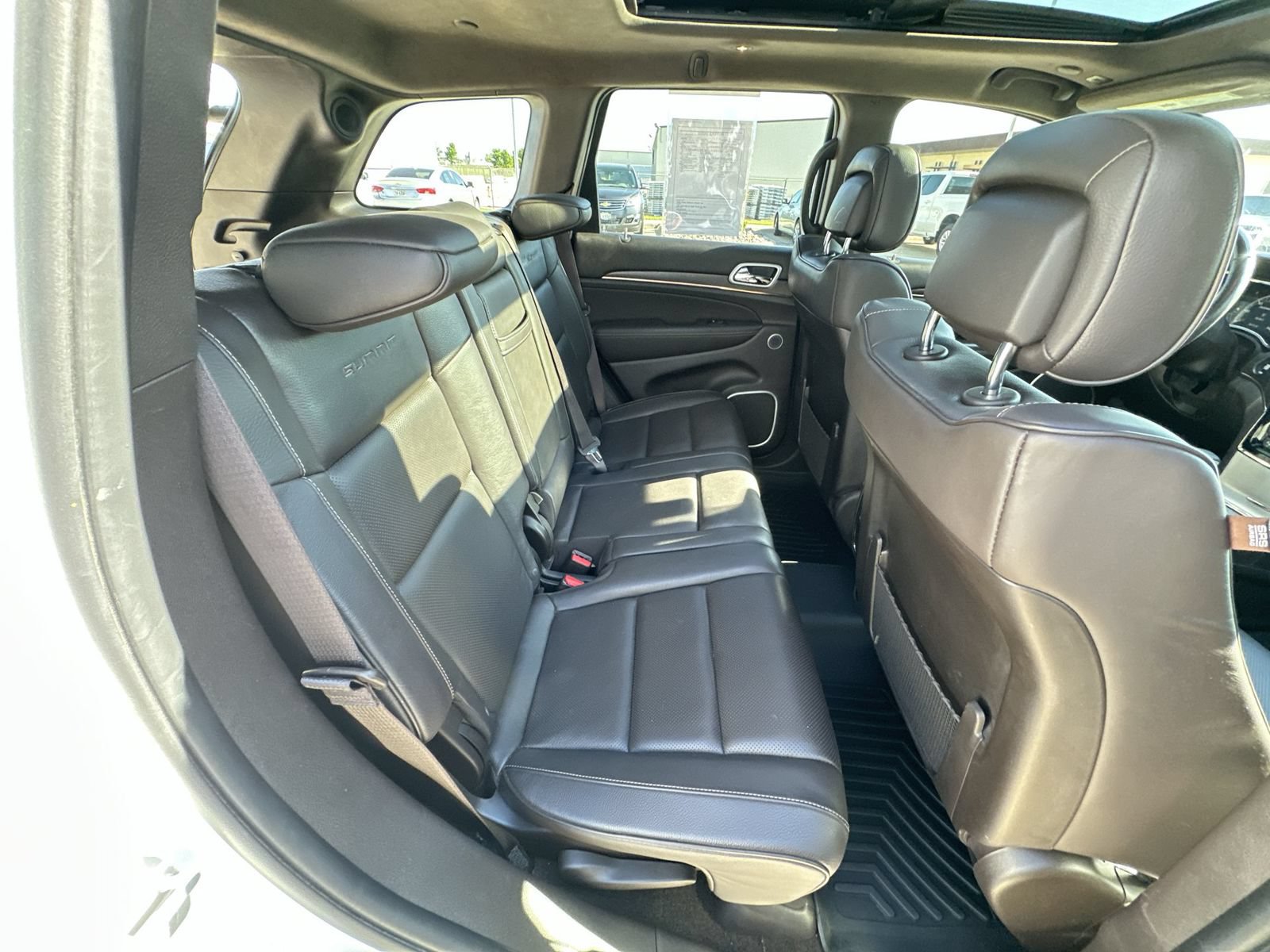 Used 2019 Jeep Grand Cherokee Summit AWD/4WD image 26