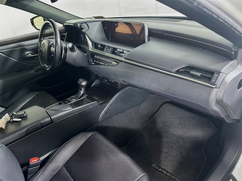 Used 2019 Lexus ES 350 w/ Premium Package image 30