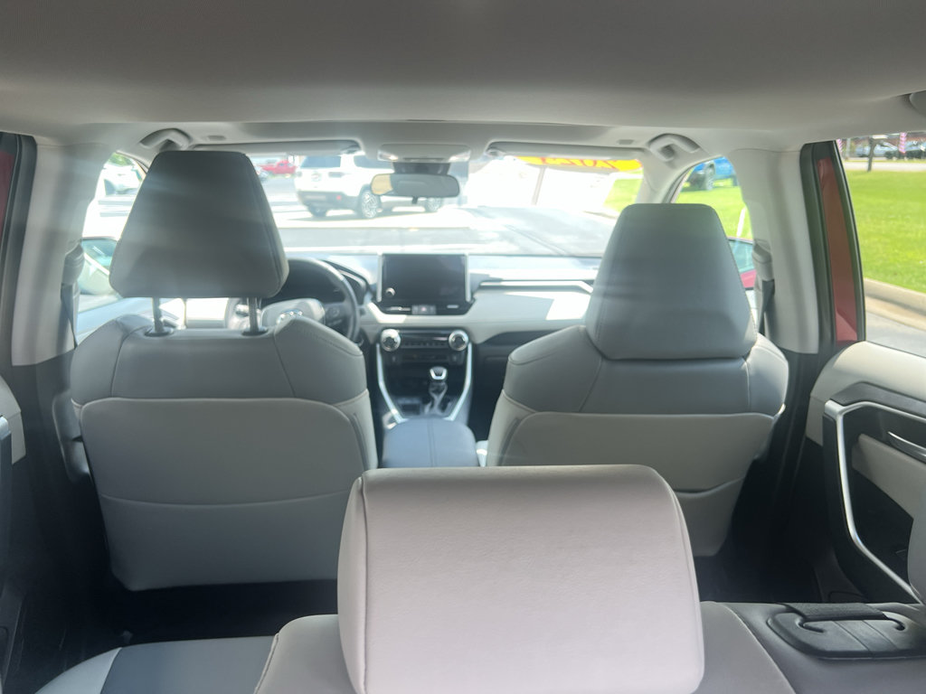 Used 2024 Toyota RAV4 XLE Premium FWD image 15