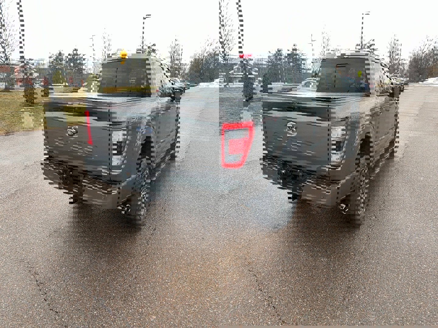 Used 2023 Ford F150 Lariat image 5