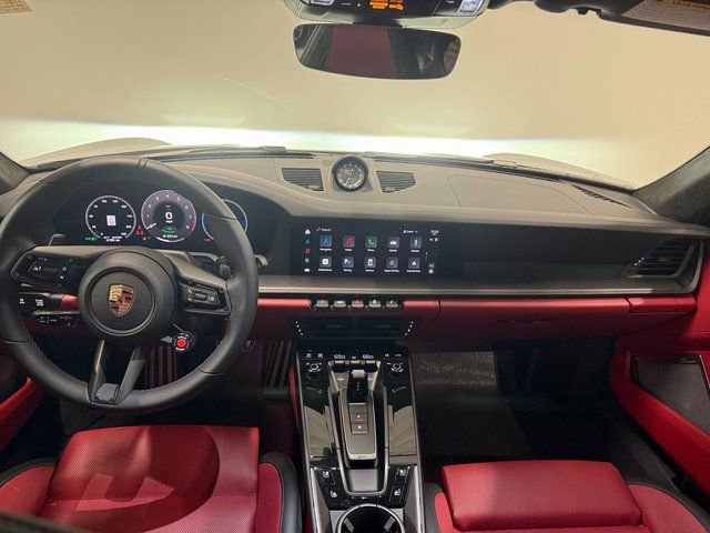 Certified 2025 Porsche 911 Carrera GTS image 18