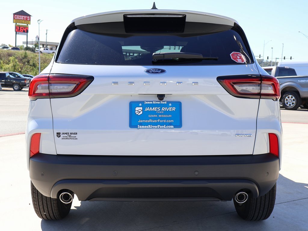 New 2026 Ford Escape ST-Line w/ Tech Pack #1 image 4