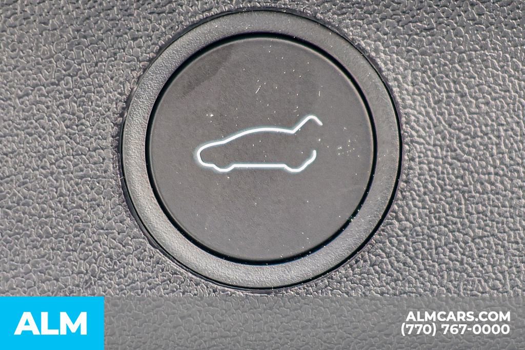 Used 2025 Tesla Model Y Long Range image 24