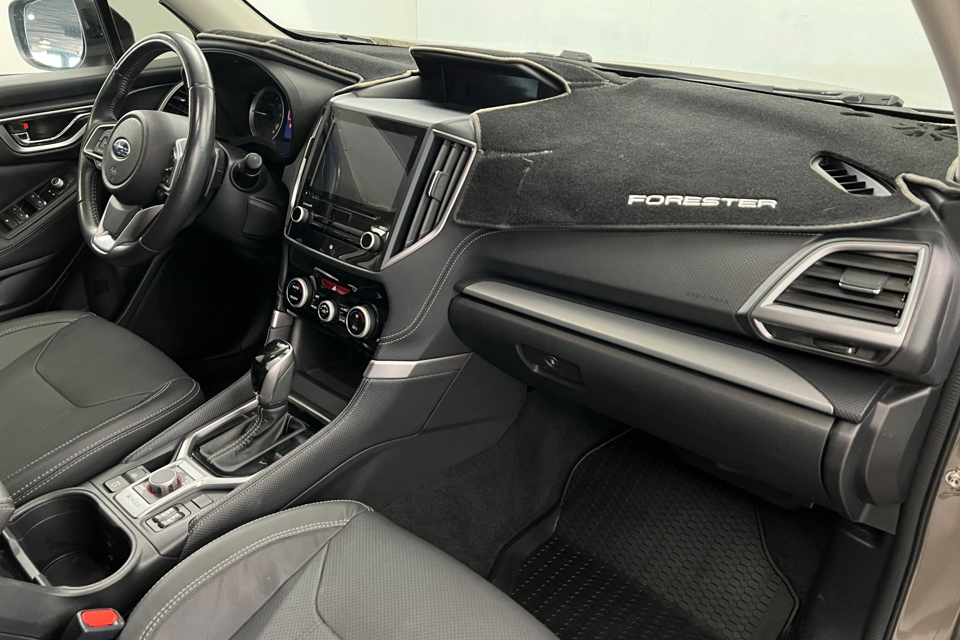 Used 2021 Subaru Forester Limited w/ Popular Package #3 image 26