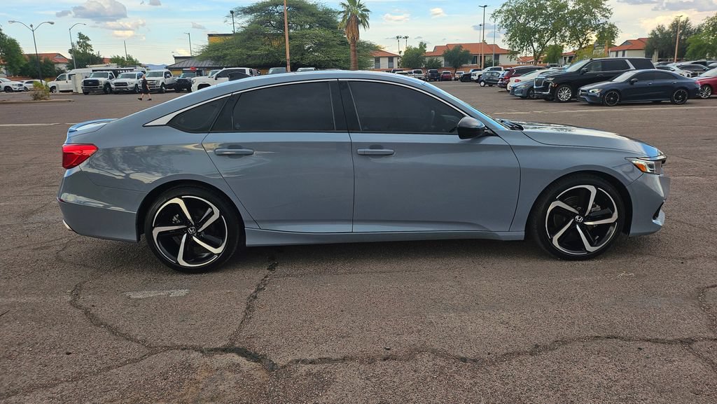 Used 2022 Honda Accord Sport image 11