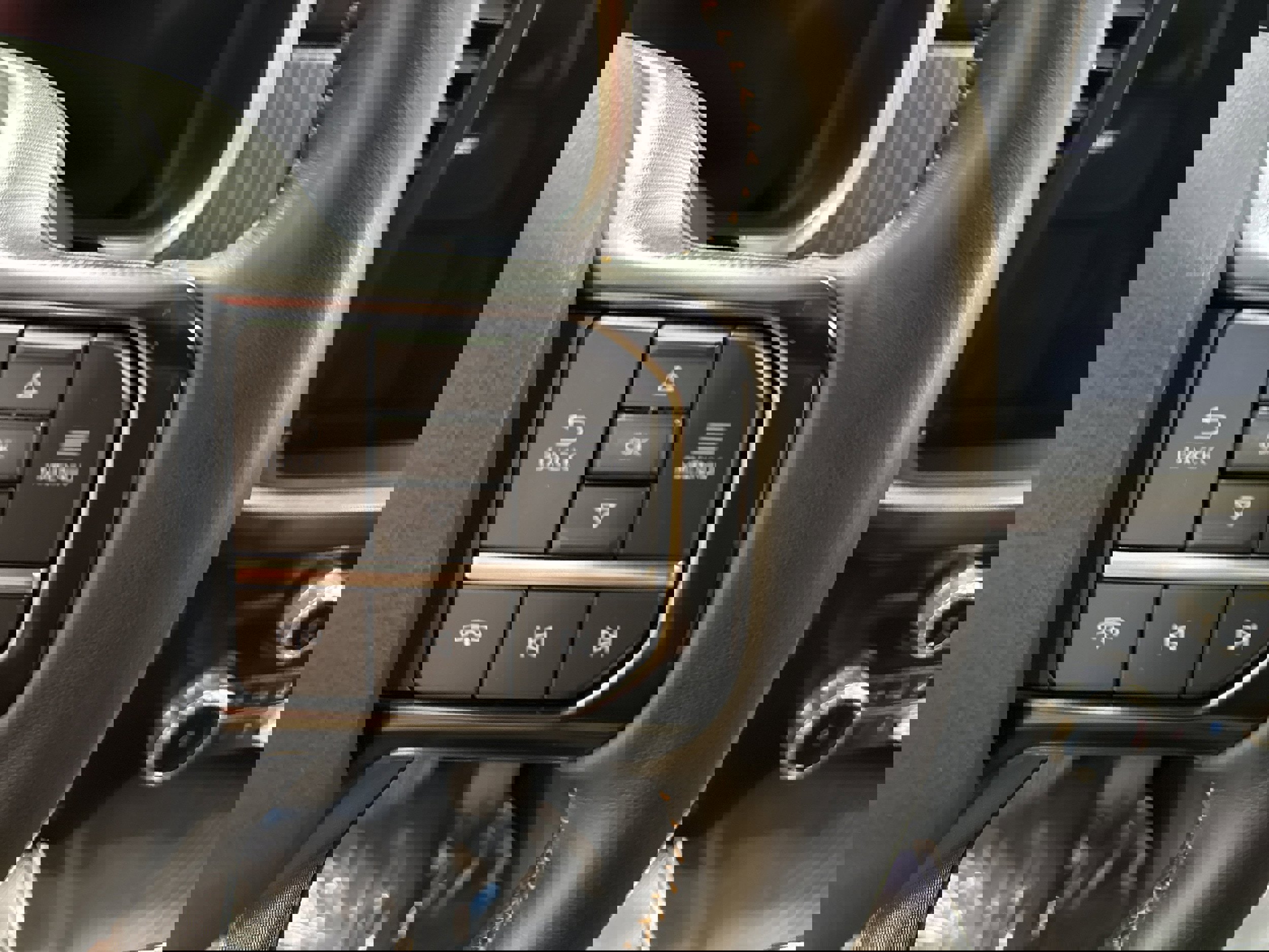 Used 2023 Ford F150 Platinum image 33