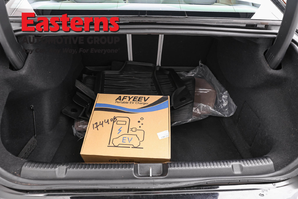 Used 2023 Mercedes-Benz EQE 350+ 4MATIC Sedan image 10