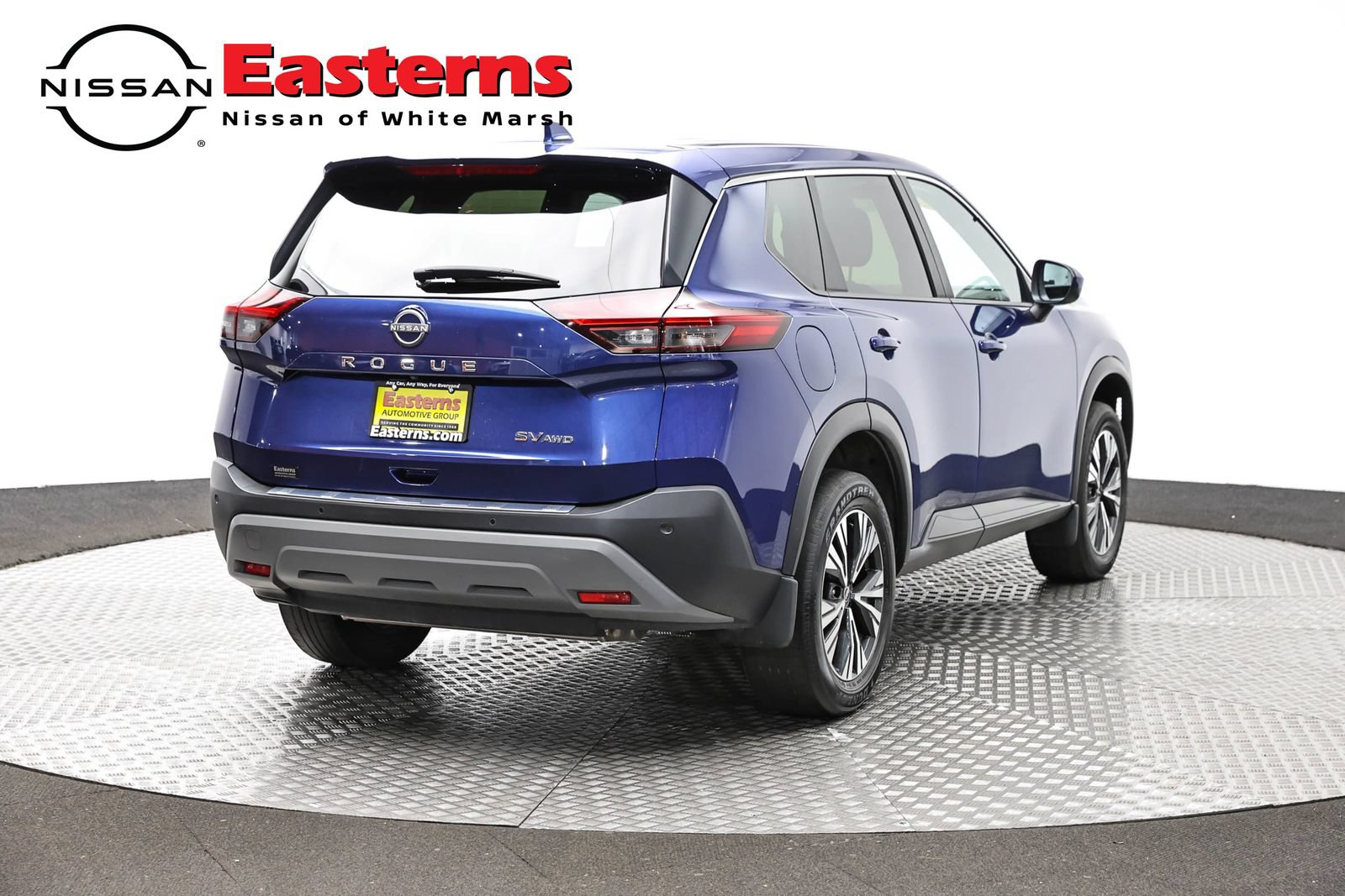 Used 2023 Nissan Rogue SV AWD/4WD image 5