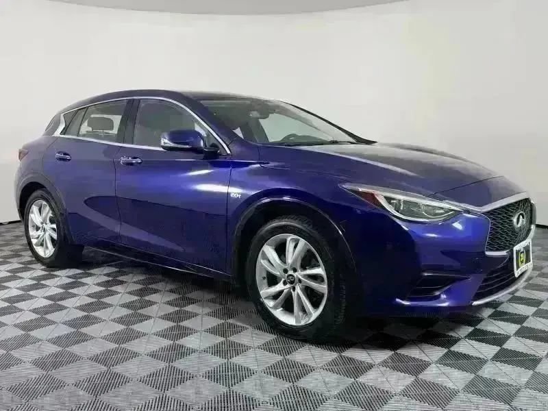 Used 2017 INFINITI QX30 FWD image 47