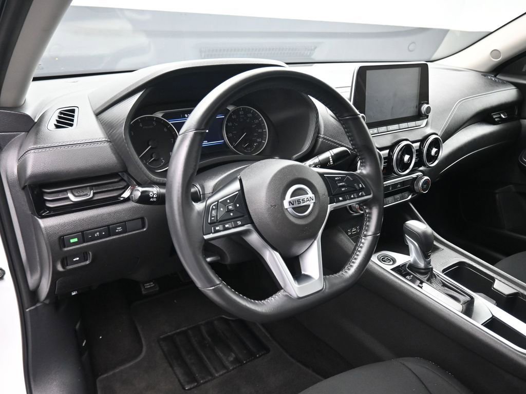 Used 2023 Nissan Sentra SV FWD image 13
