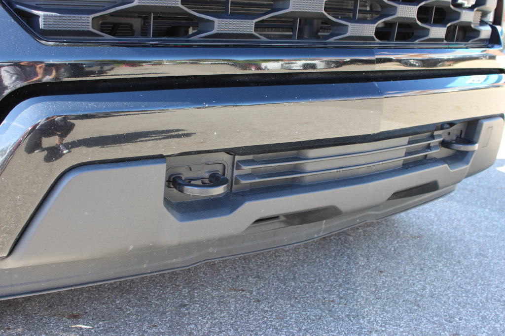 Used 2022 Chevrolet Silverado 1500 Custom w/ LPO, Dark Essentials Package AWD/4WD image 5