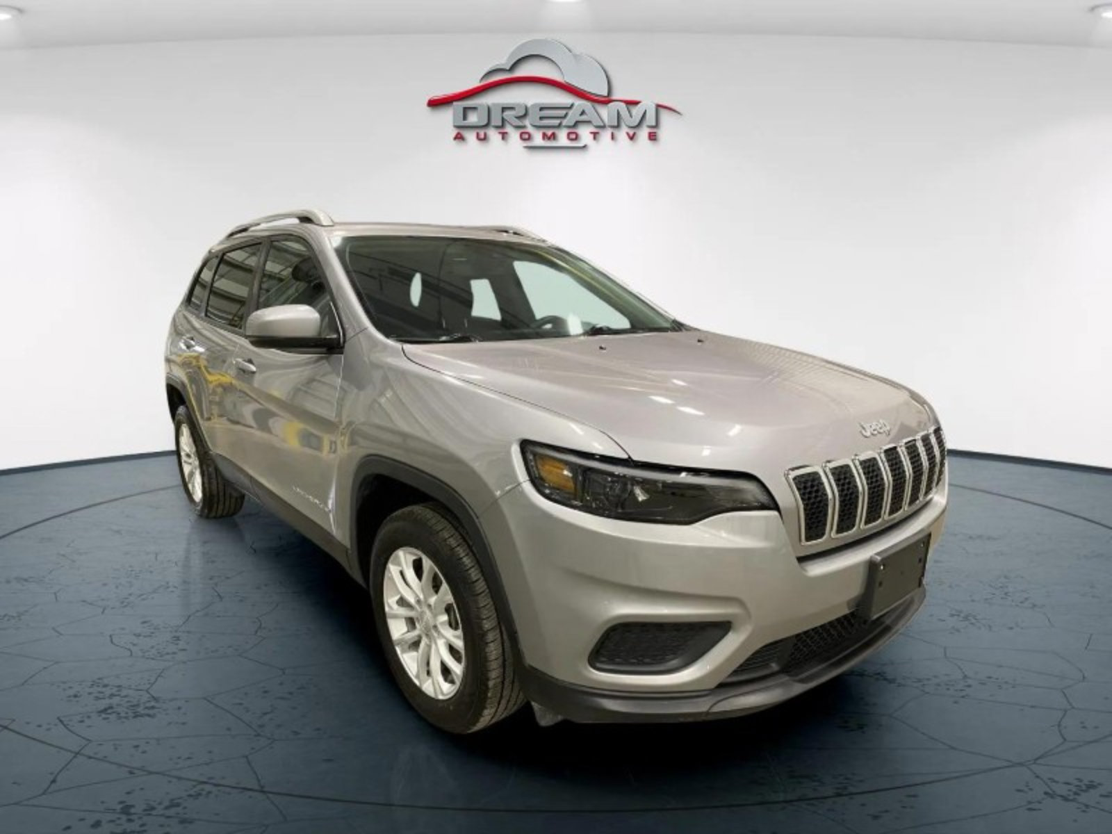Used 2021 Jeep Cherokee Latitude AWD/4WD image 1