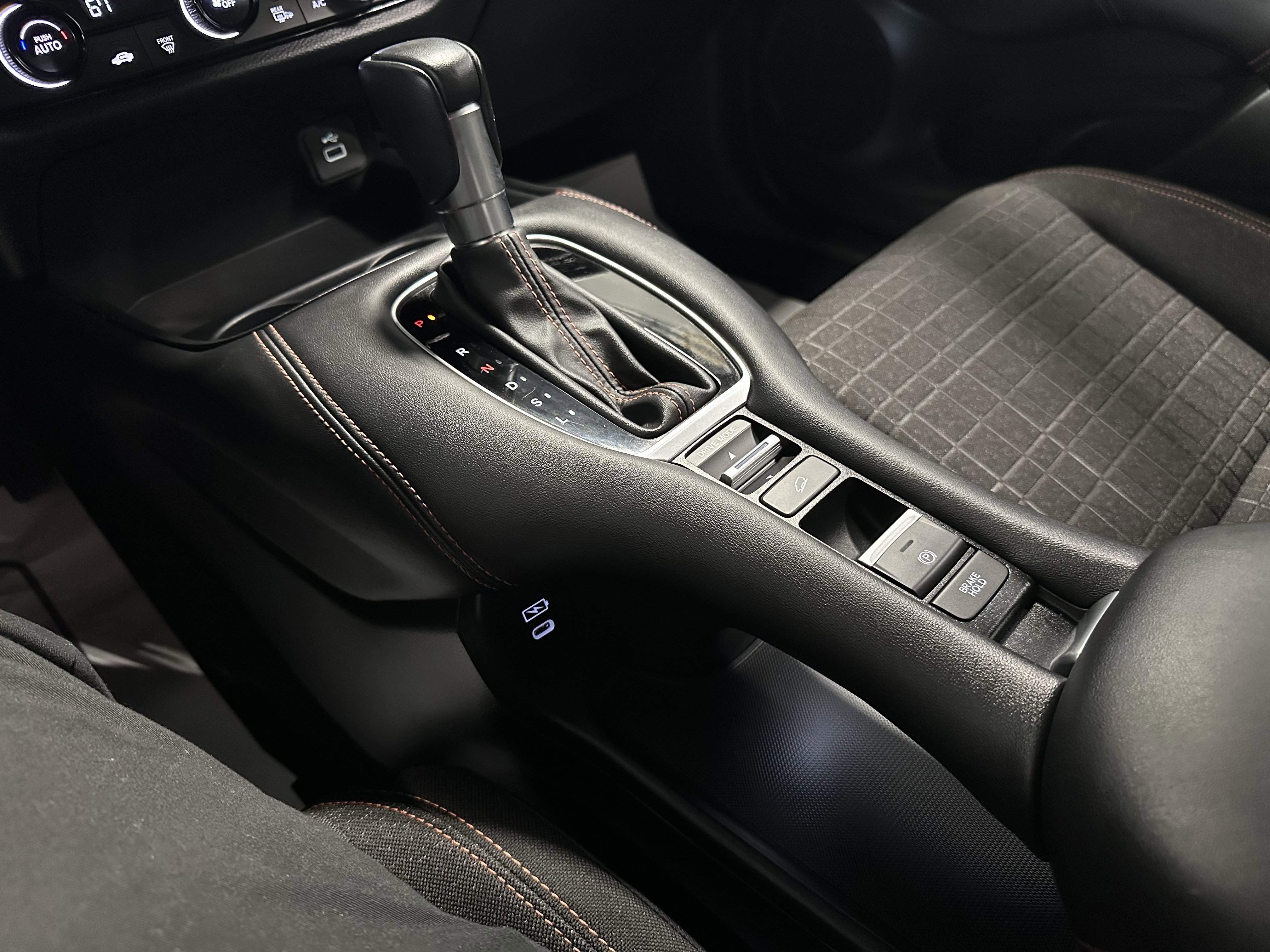 Used 2024 Honda HR-V Sport image 13