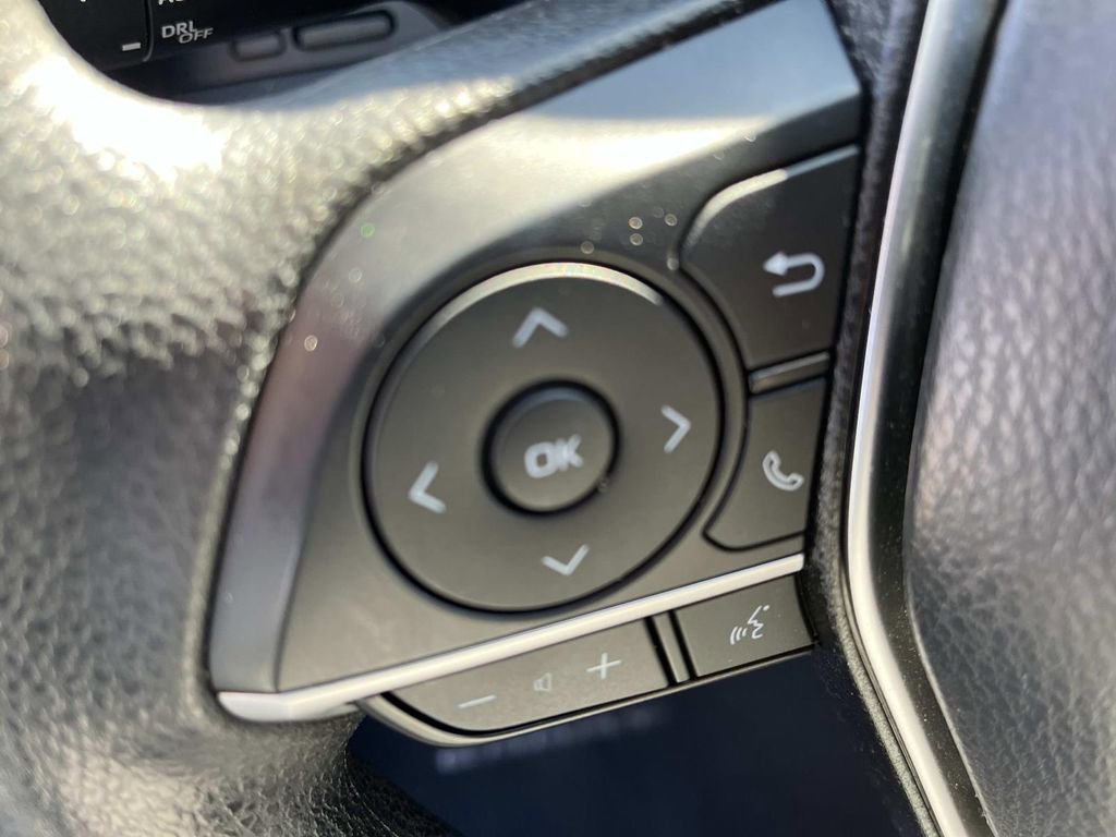 Used 2023 Toyota Camry LE image 29