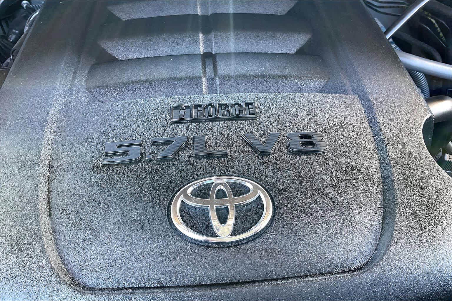 Used 2020 Toyota Tundra Limited w/ Limited Premium Package RWD image 33