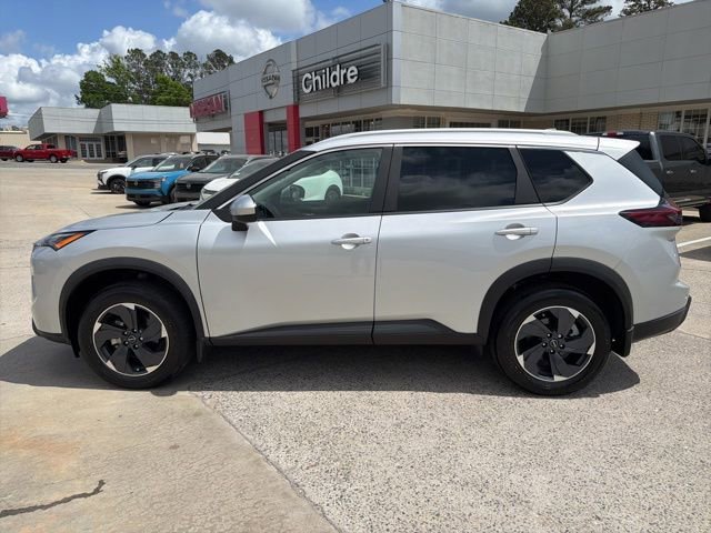 Used 2025 Nissan Rogue SV w/ SV Premium Package