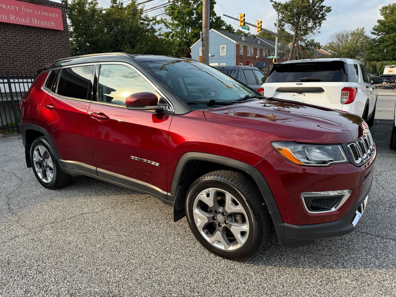 Used 2021 Jeep Compass Limited AWD/4WD image 34