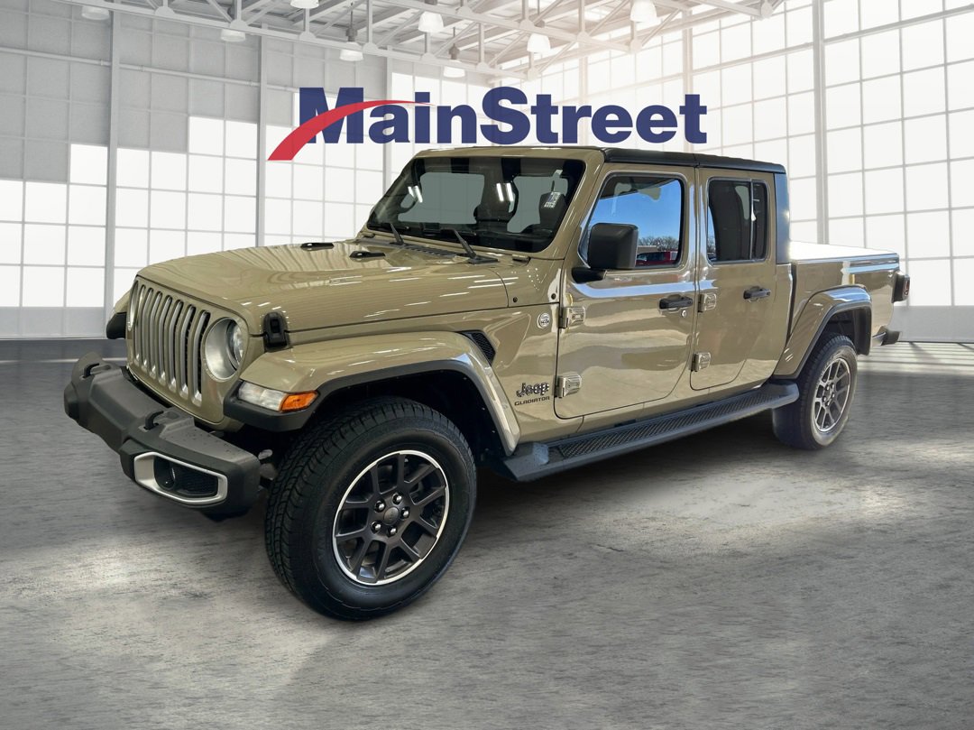 Used 2022 Jeep Gladiator Overland w/ Popular Equipment Package image 1