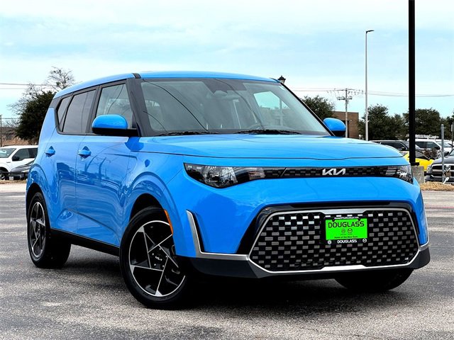 Used 2025 Kia Soul EX