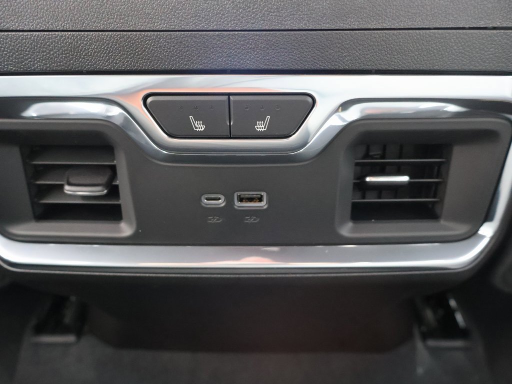 New 2026 GMC Sierra 3500 Denali Ultimate image 32