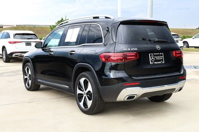 Certified 2024 Mercedes-Benz GLB 250 image 7