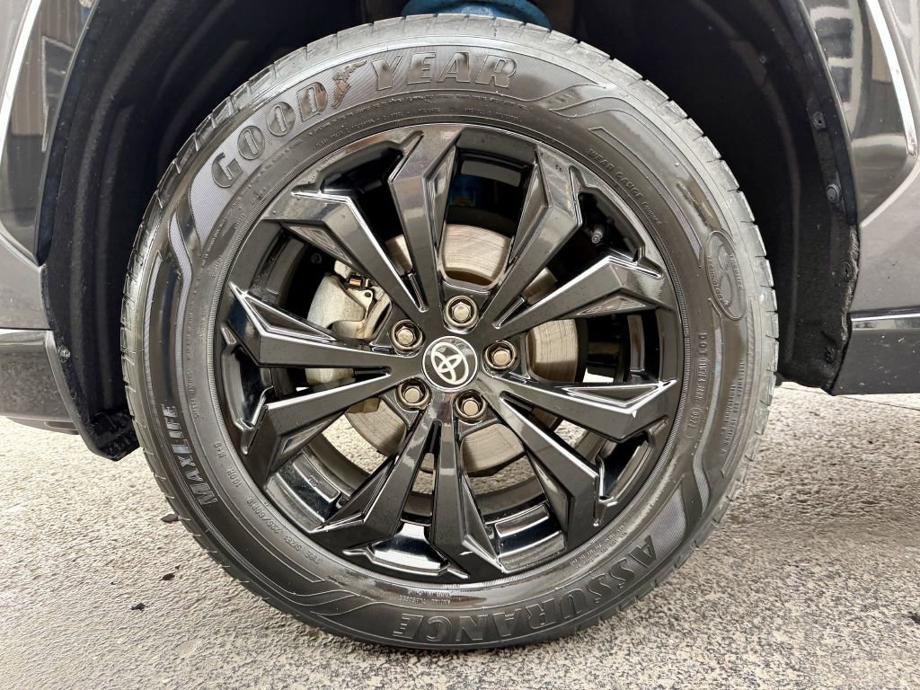 Used 2022 Toyota RAV4 XSE image 33