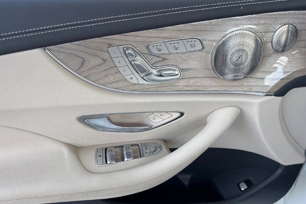 Used 2023 Mercedes-Benz E 450 Cabriolet image 16