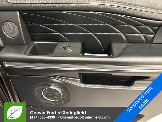 Used 2019 Ford Expedition Platinum image 23