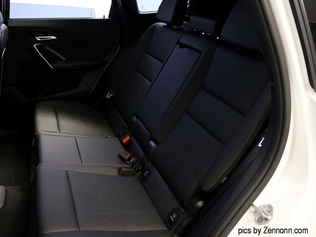 Certified 2023 BMW X1 xDrive28i w/ Convenience Package image 12