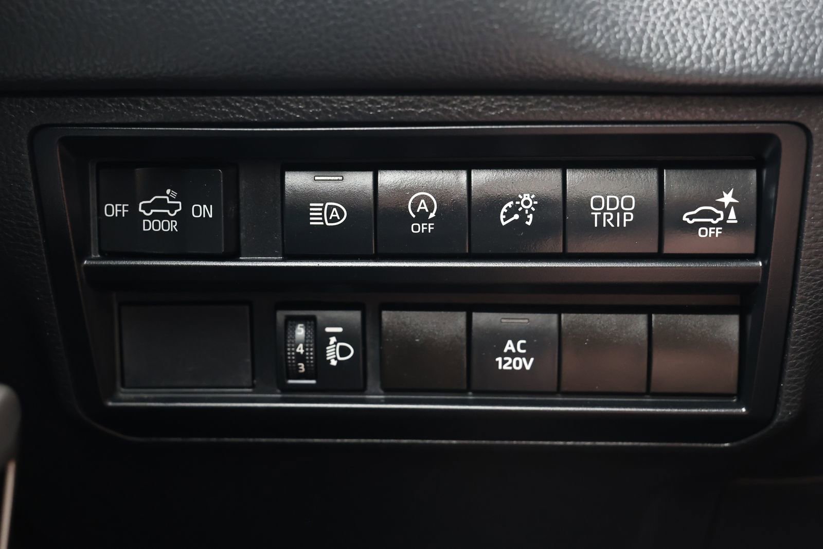 Used 2023 Toyota Tundra Limited w/ Power Package RWD image 25