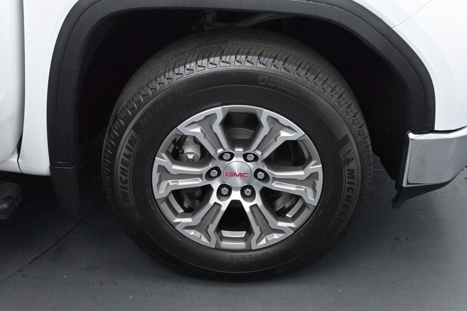 Used 2022 GMC Sierra 1500 SLT AWD/4WD image 35