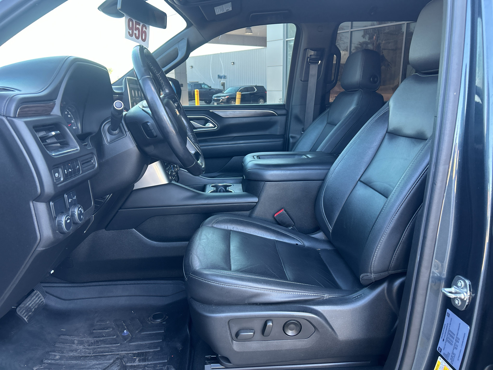 Used 2021 Chevrolet Tahoe LT RWD image 4