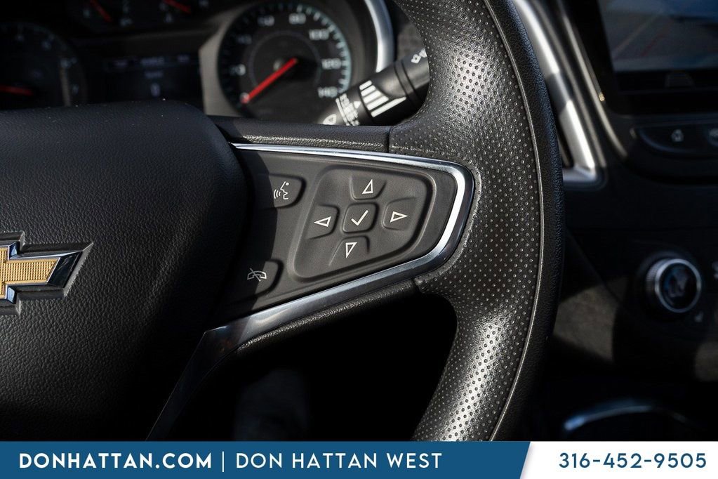 Used 2023 Chevrolet Malibu LT image 12