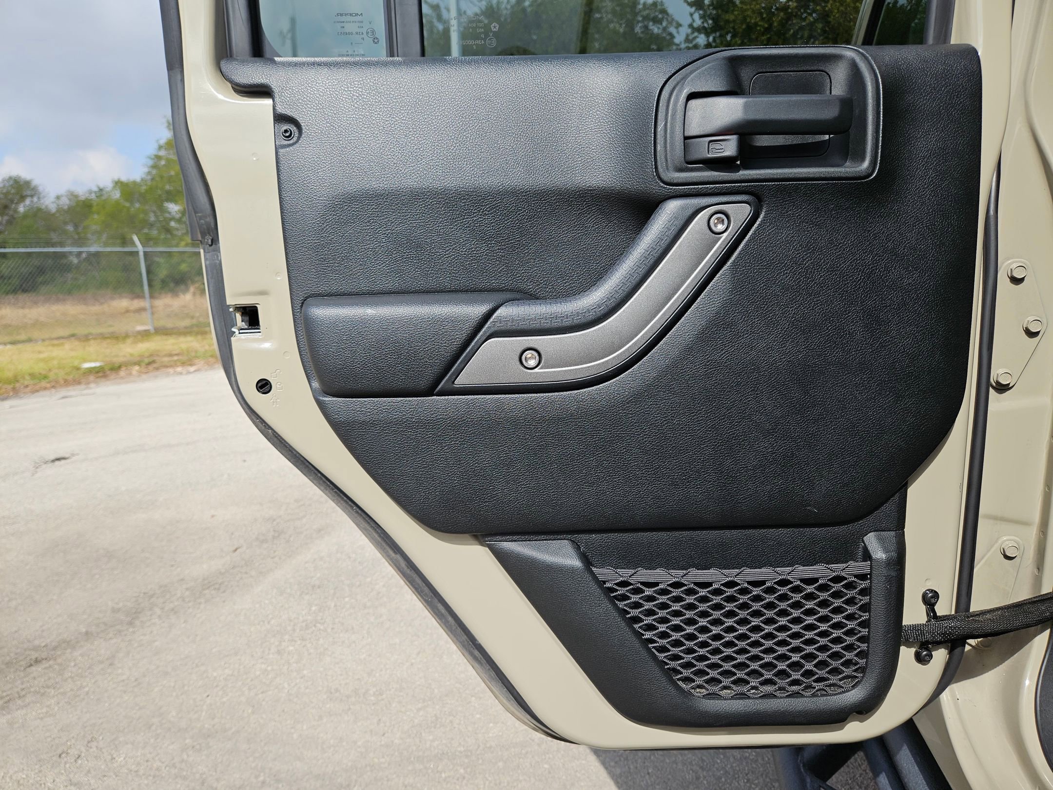 Used 2018 Jeep Wrangler Unlimited Sport S image 15