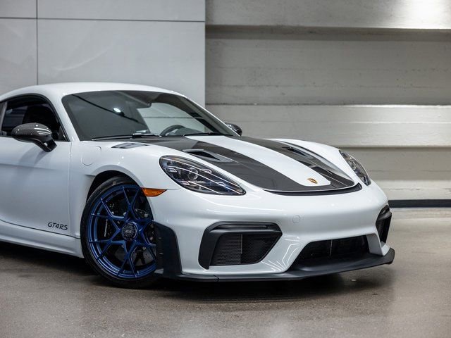 Certified 2025 Porsche 718 Cayman GT4 RS w/ Weissach Package image 18