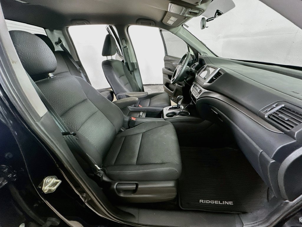 Used 2019 Honda Ridgeline Sport image 15