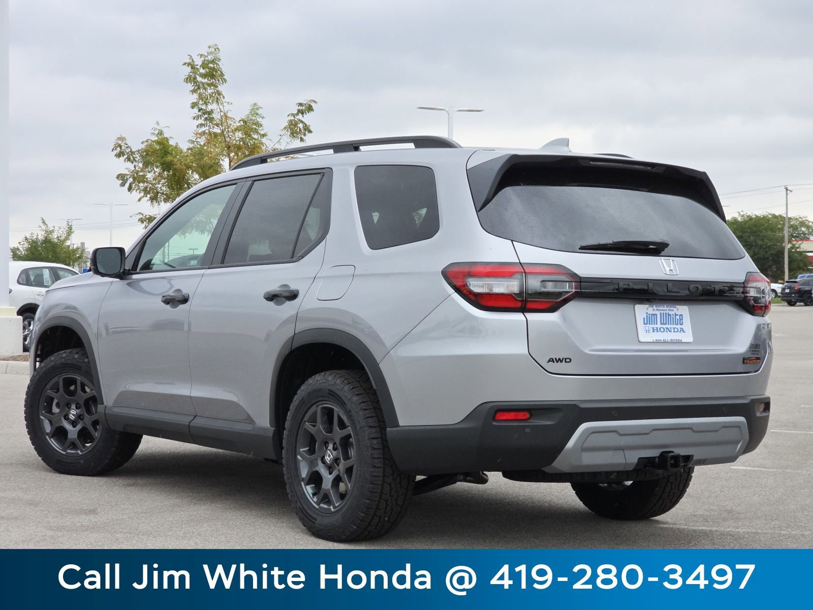 New 2025 Honda Pilot TrailSport image 14